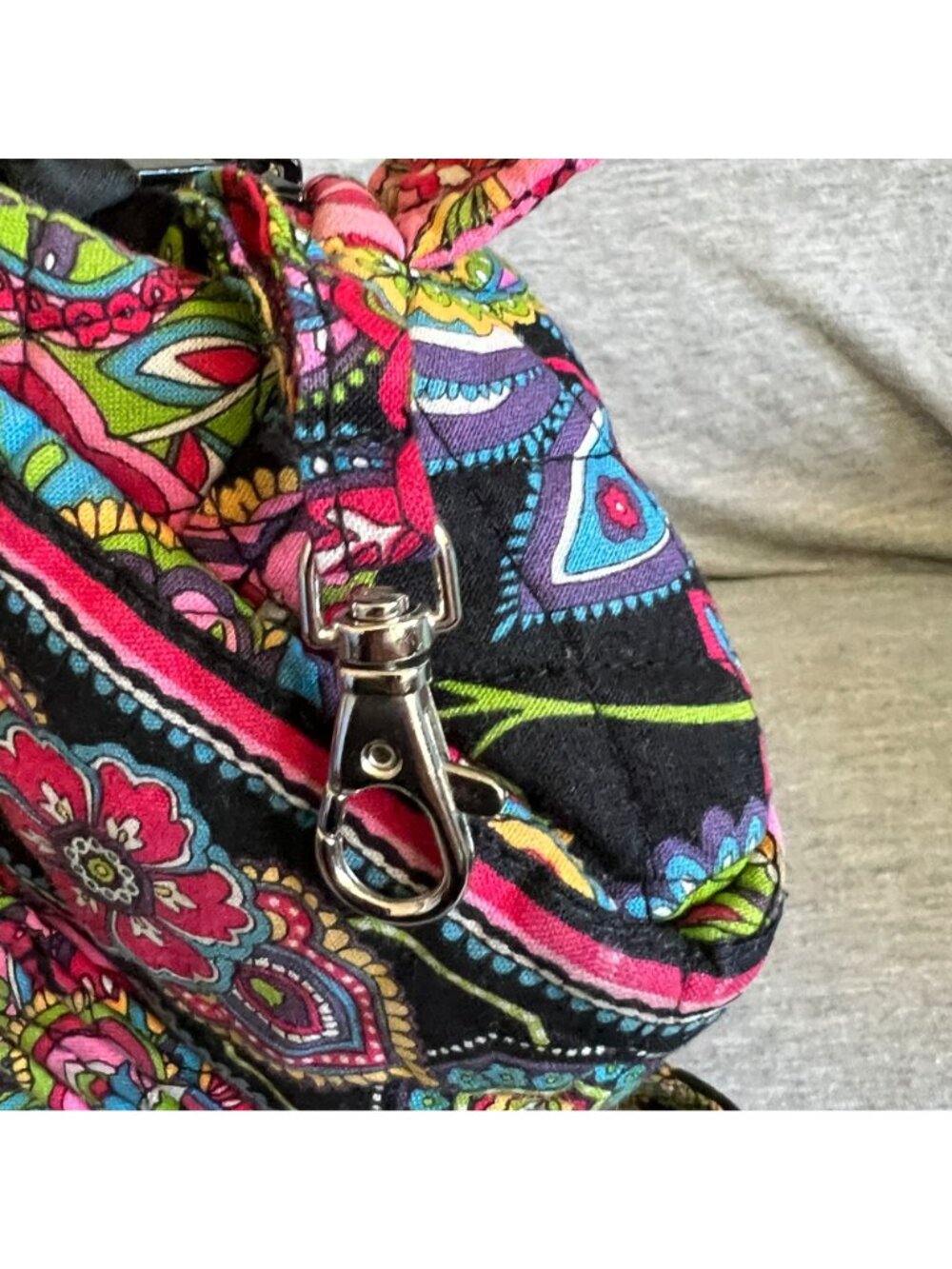 Vera Bradley Quilted Cotton Duffel Bag With Paisley & Floral Pattern Black - Picture 4 of 6